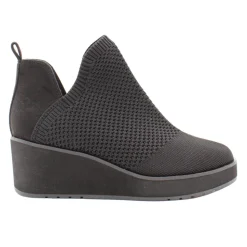 Albright Round Toe Wedge Pull On Booties