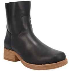 Banner Round Toe Zippered Boots
