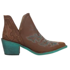 Embroidered Pointed Toe Pull On Cowboy Booties