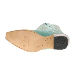 Embroidered Snip Toe Pull On Cowboy Boots