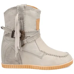 Montauk Fringe Round Toe Moccasin Boots