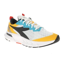 Mythos Blushield Volo Running Shoes