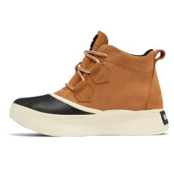 Out N About IV Classic Waterproof Round Toe Lace Up Boots