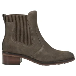 Peetz Round Toe Chelsea Pull On Booties