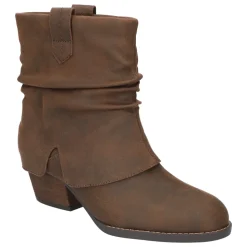 Twyla Round Toe Pull On Booties
