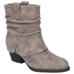Twyla Round Toe Pull On Booties
