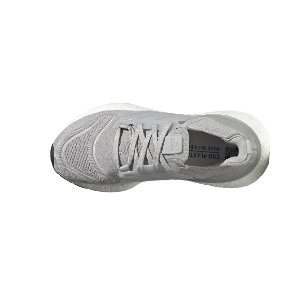 Ultraboost 22 Running Shoes (Big Kid)