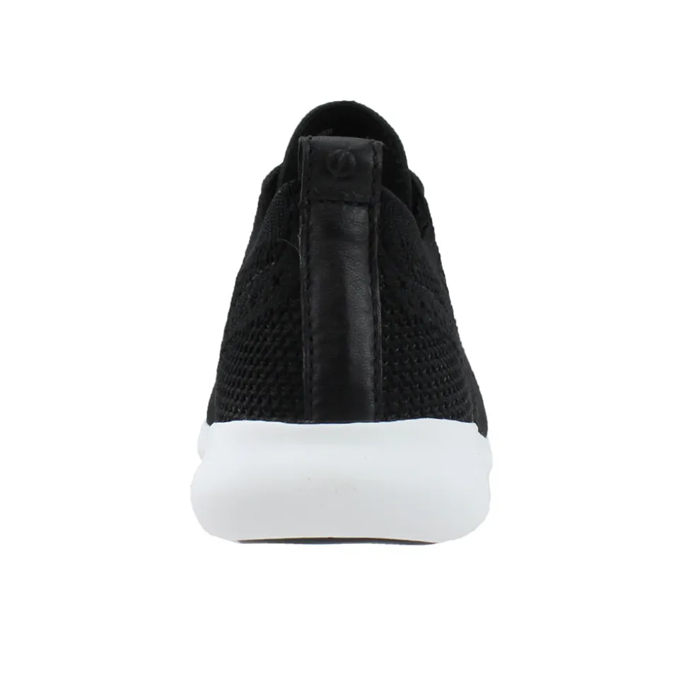2.ZEROGRAND Stitchlite Oxford Perforated Lace Up Sneakers